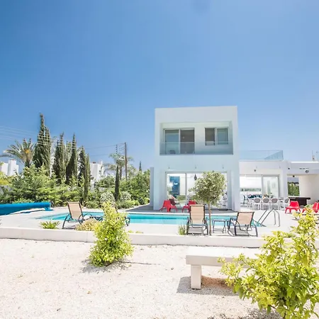 Greco Ccv1 Mit Beheiztem Pool By Interhome Protaras