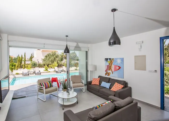 Greco Ccv1 Mit Beheiztem Pool By Interhome * Protaras