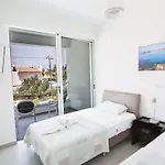 Casa vacanze Greco Ccv1 Mit Beheiztem Pool By Interhome *