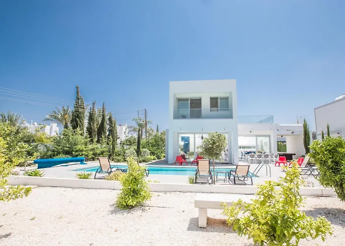 Greco Ccv1 Mit Beheiztem Pool By Interhome Protaras