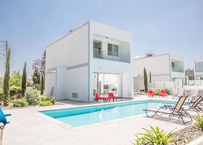 Greco Ccv1 Mit Beheiztem Pool By Interhome * Protaras