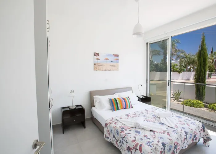 Case de vacanță Greco Ccv1 Mit Beheiztem Pool By Interhome *