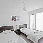 Greco Ccv1 Mit Beheiztem Pool By Interhome *