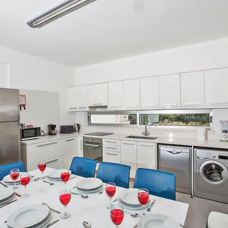 Σπίτι διακοπών Greco Ccv1 Mit Beheiztem Pool By Interhome