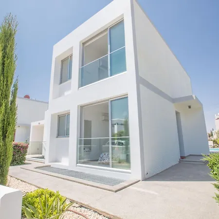 Greco Ccv1 Mit Beheiztem Pool By Interhome Case de vacanță
